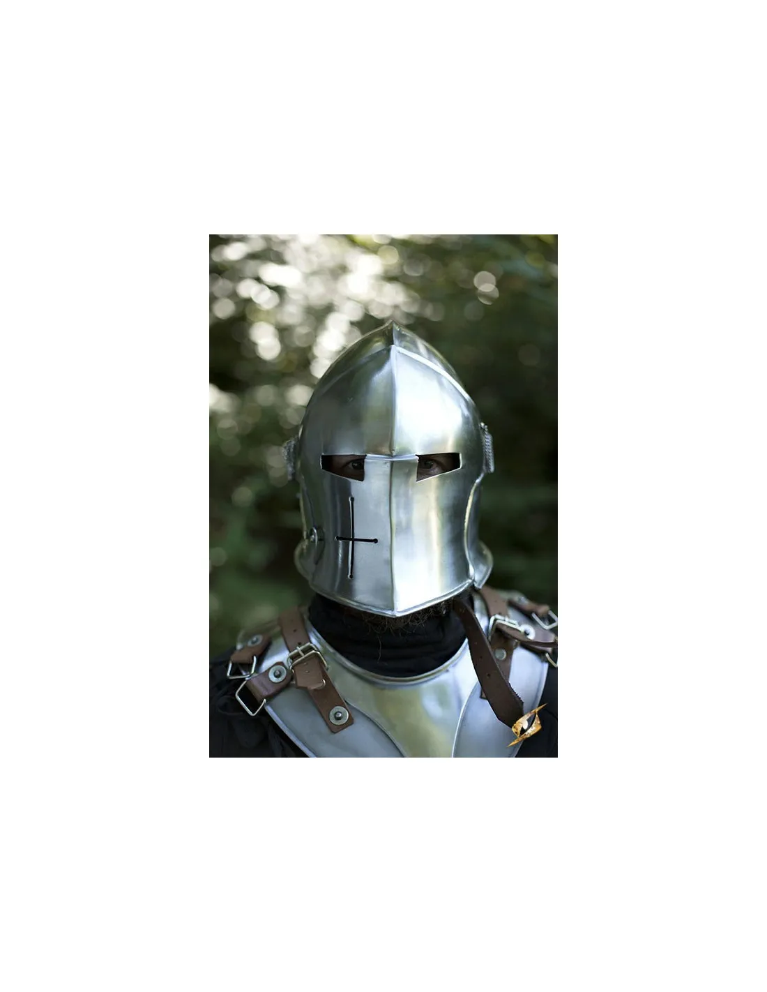 Bacinete medieval con visor