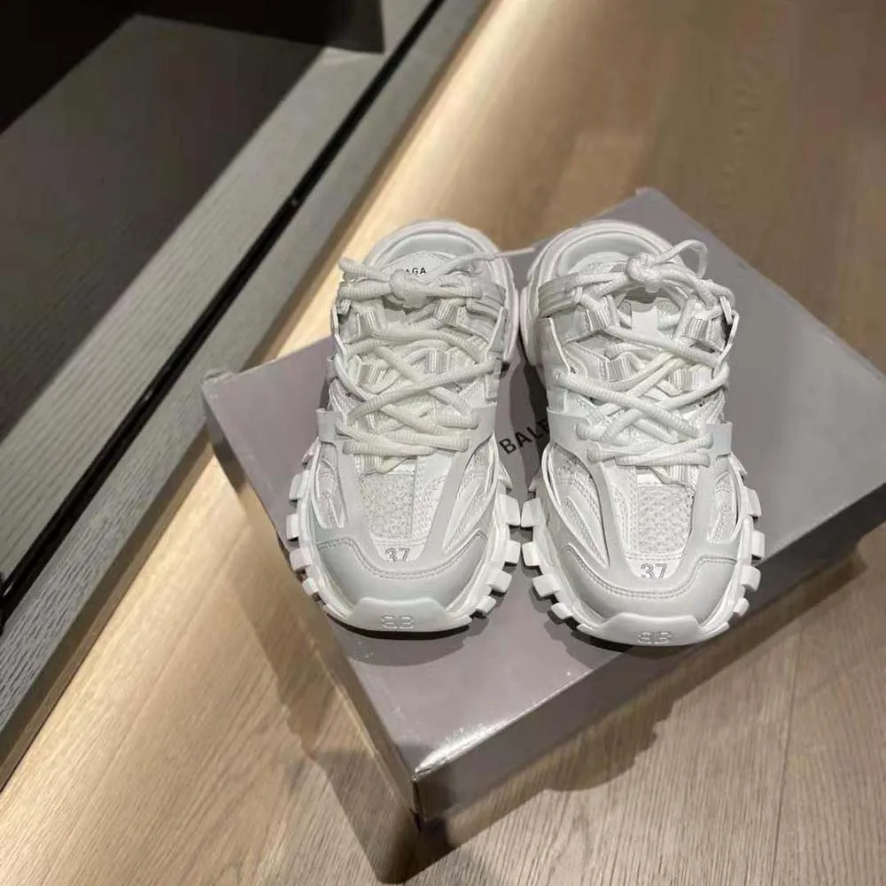 Balenciaga Track Mule Mujer en Malla Blanca y Nylon