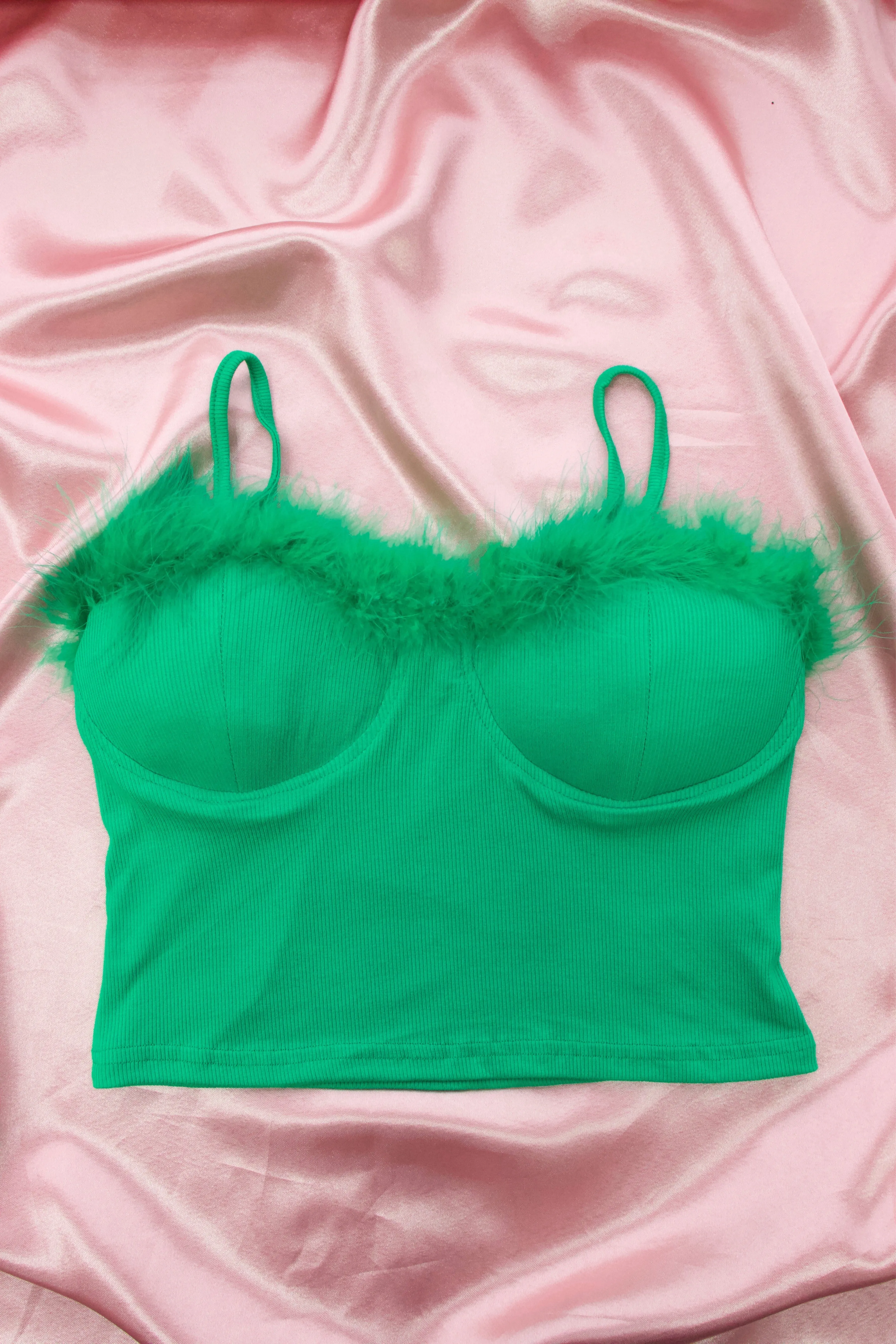 BLUSA TIRANTES DETALLE DE PLUMAS FL529