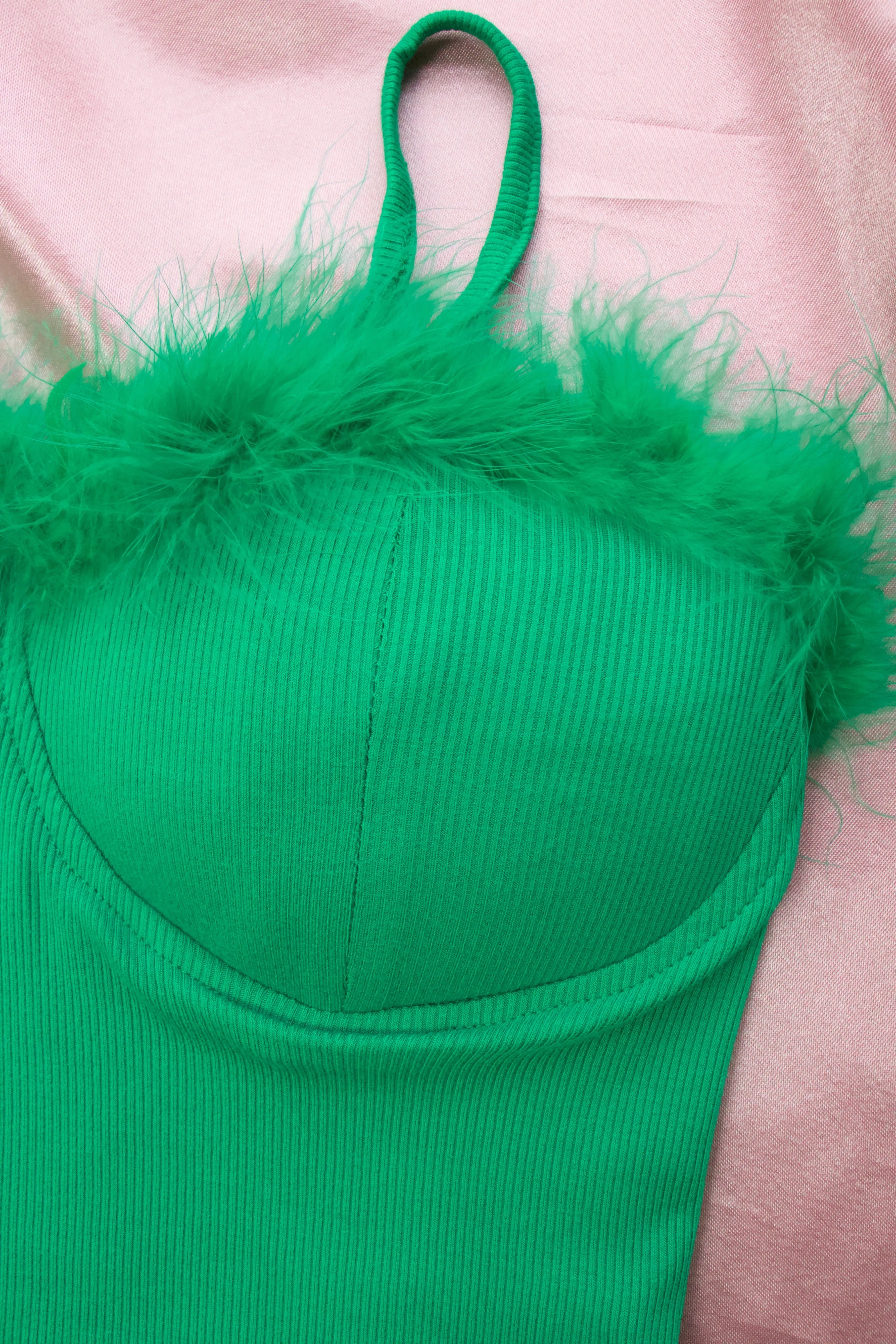 BLUSA TIRANTES DETALLE DE PLUMAS FL529