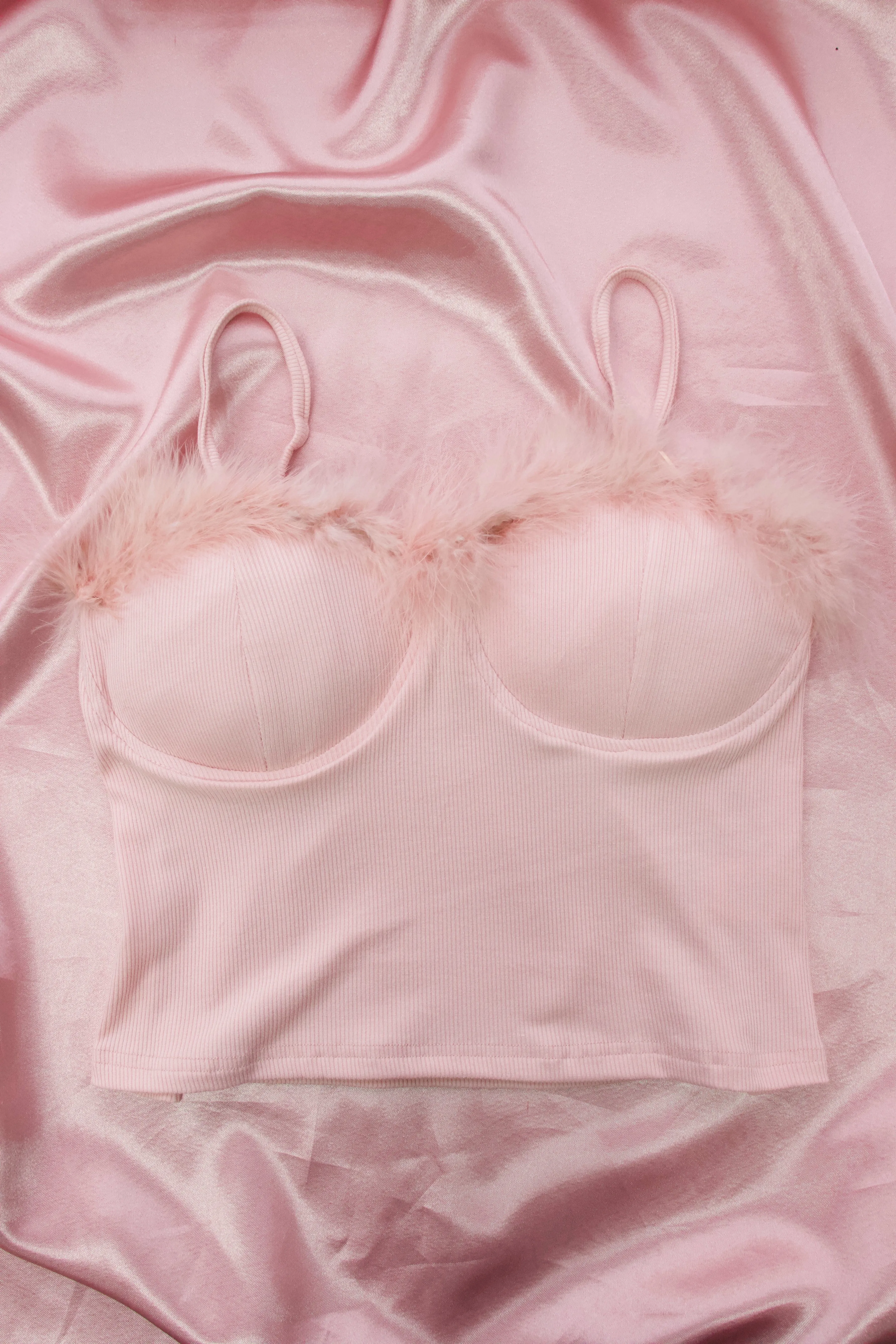 BLUSA TIRANTES DETALLE DE PLUMAS FL529
