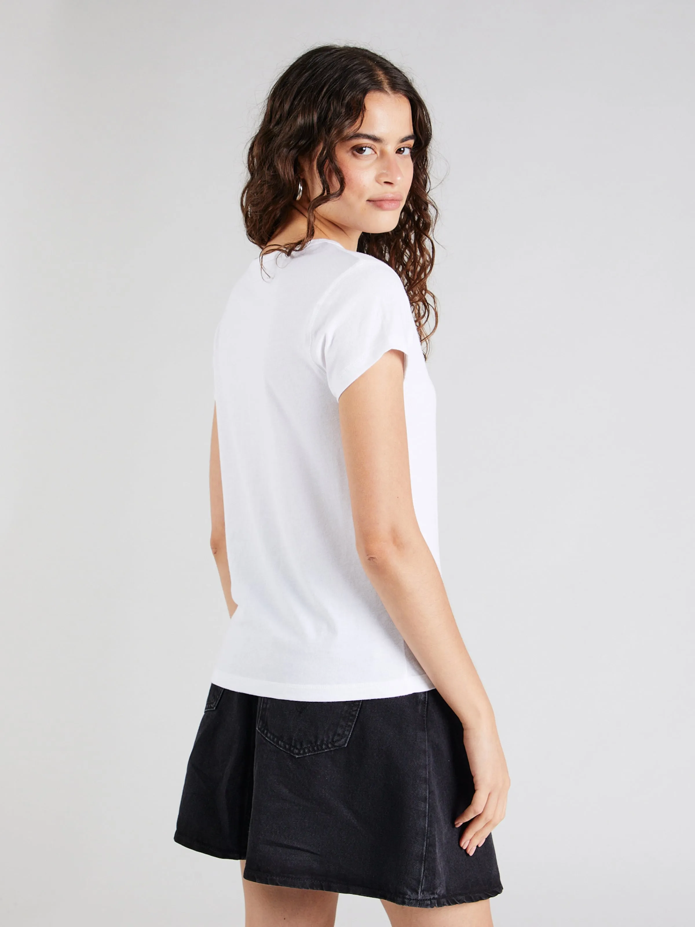 Camiseta Abercrombie & Fitch en Navy, Negro, Blanco