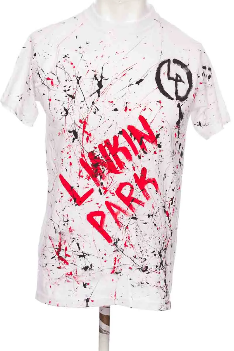 CAMISETA COLOR BLANCO  CLOSEANDO
