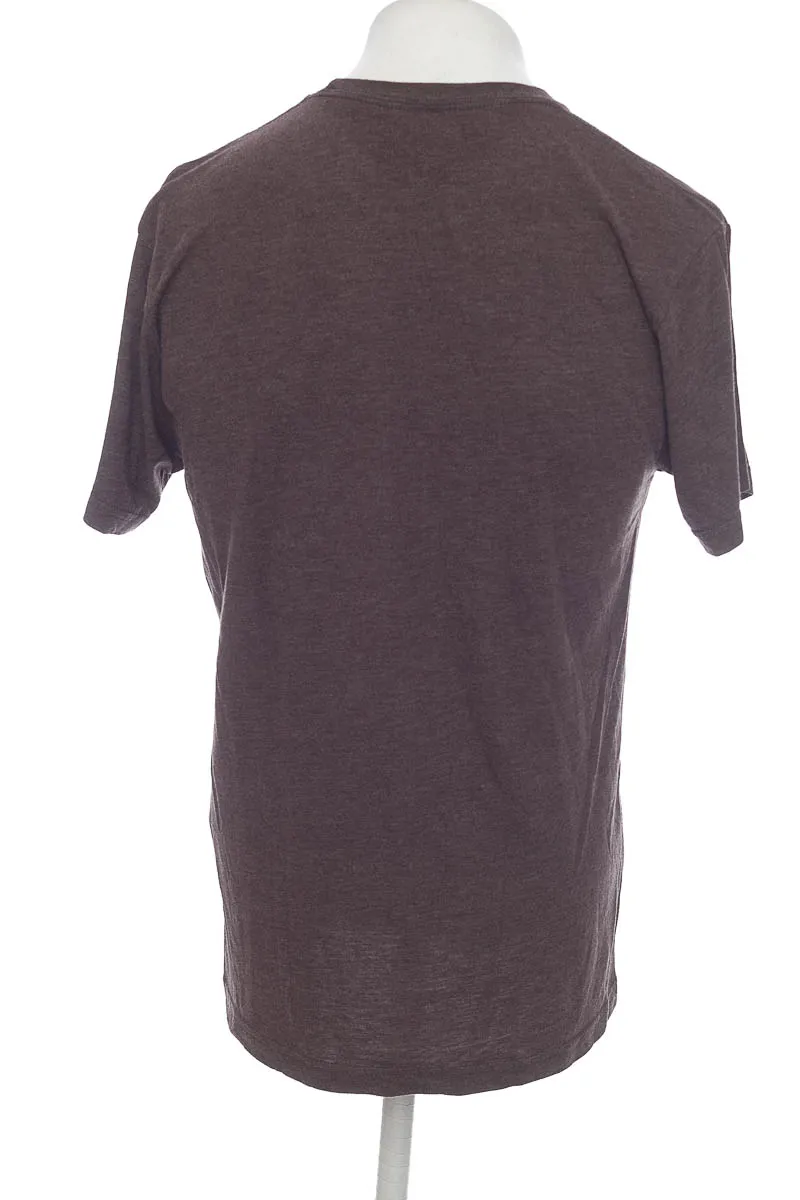 CAMISETA COLOR CAFé  CLOSEANDO