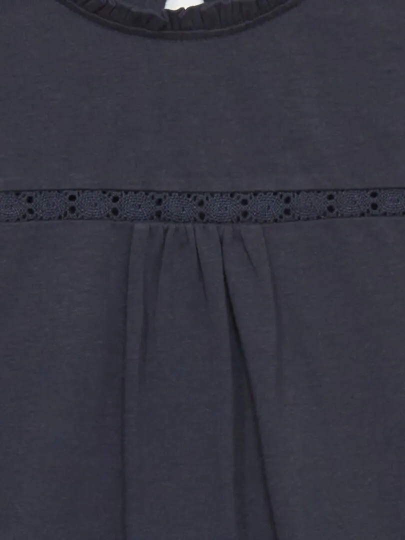 CAMISETA CON ENCAJE EN LAS MANGAS  AZUL