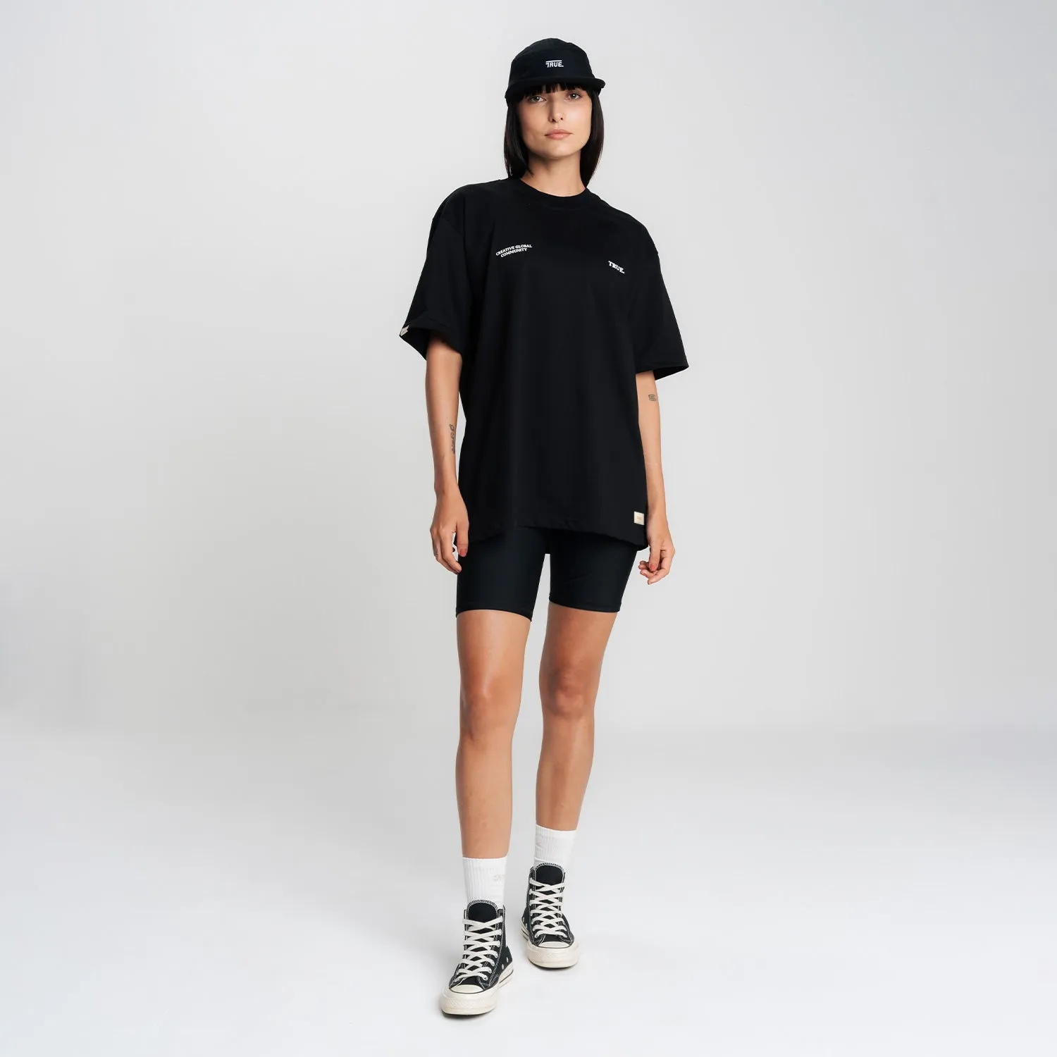 CAMISETA CREATIVE  NEGRA
