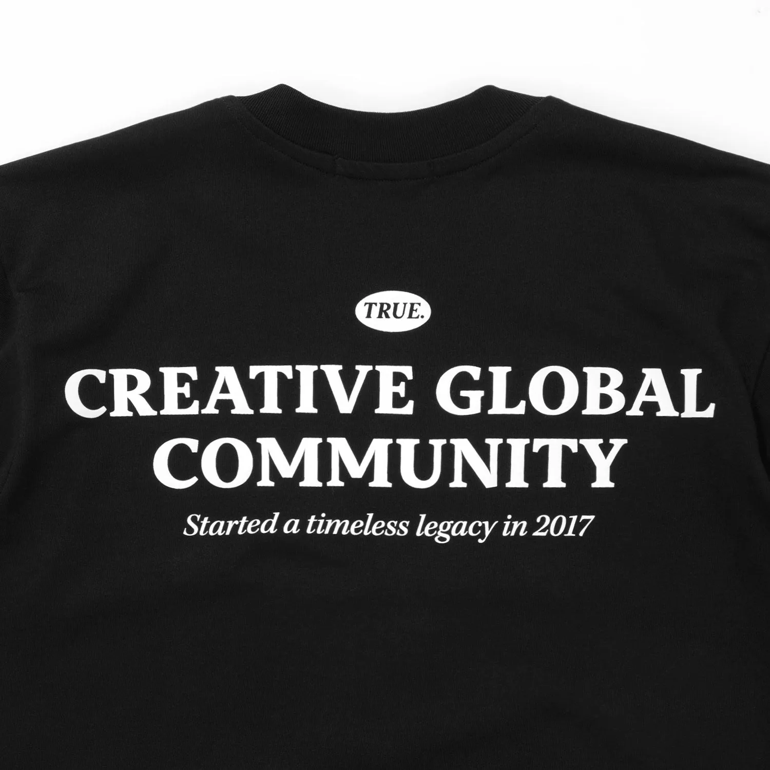 CAMISETA CREATIVE  NEGRA