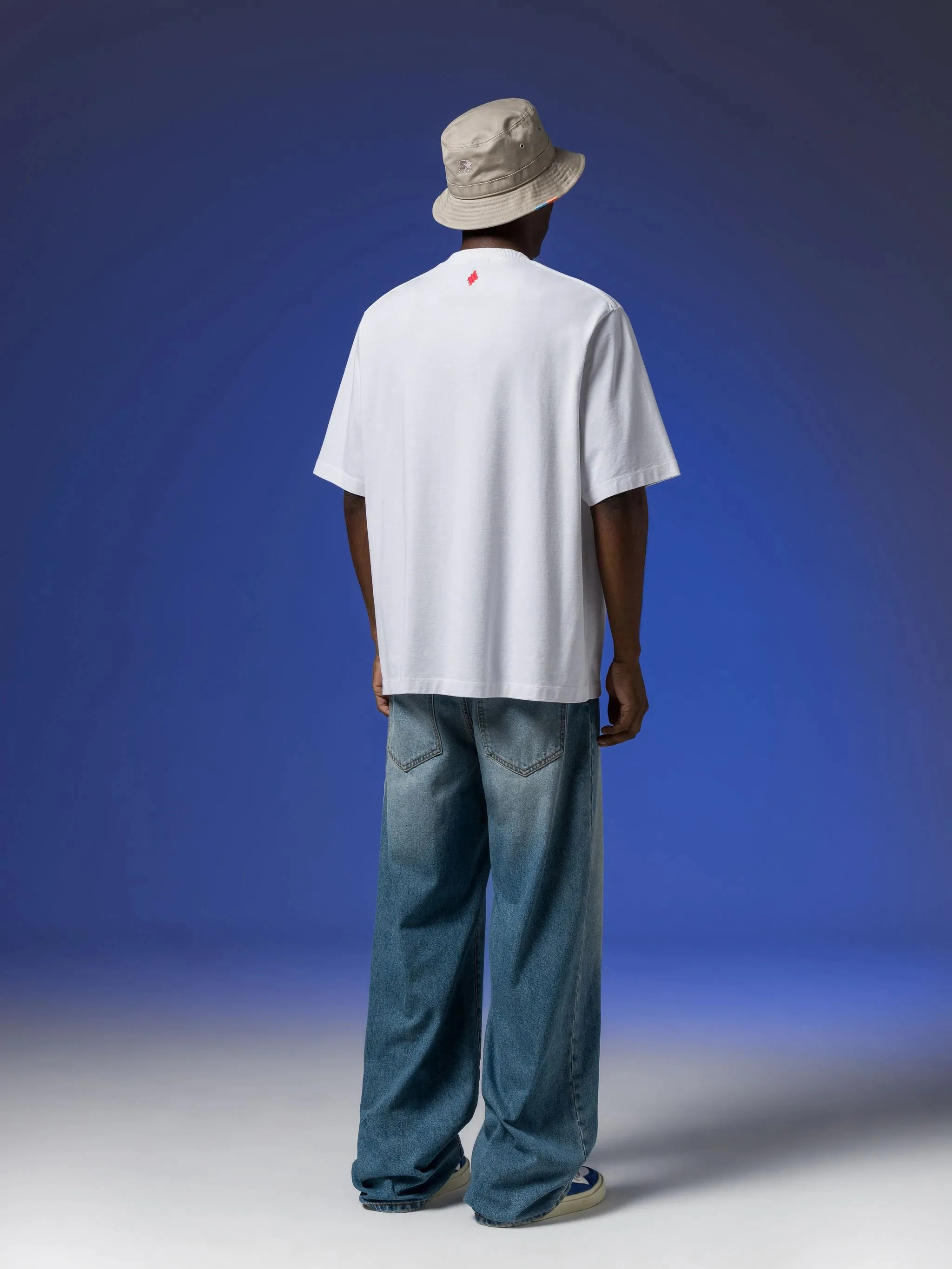 CAMISETA FEATHERS BLANCA OVERSIZE