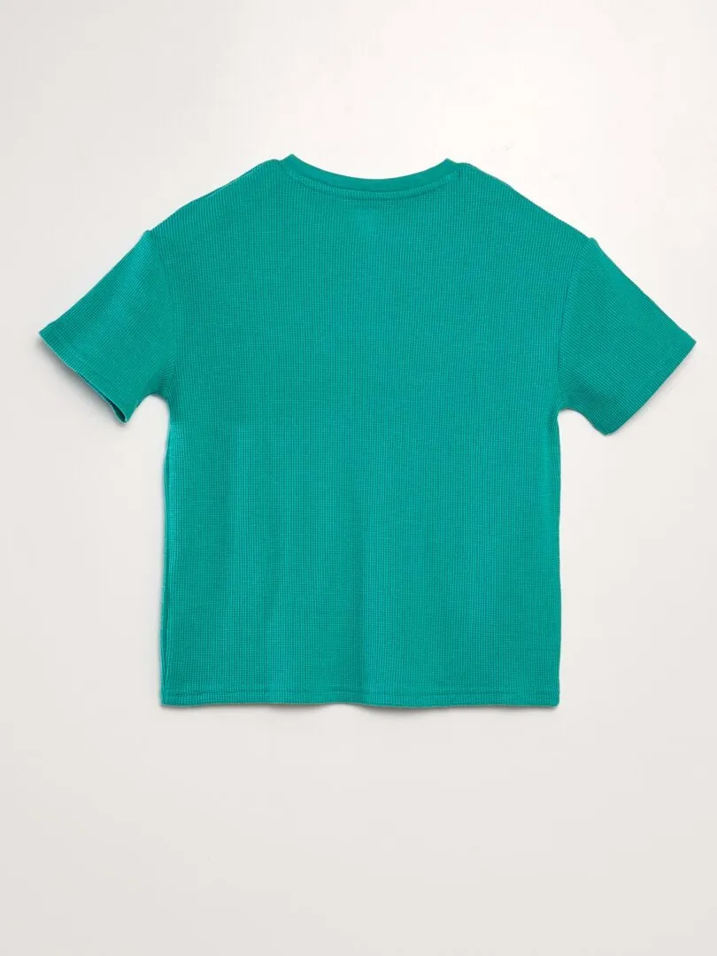 CAMISETA TEXTURIZADA CON CUELLO PANADERO  VERDE