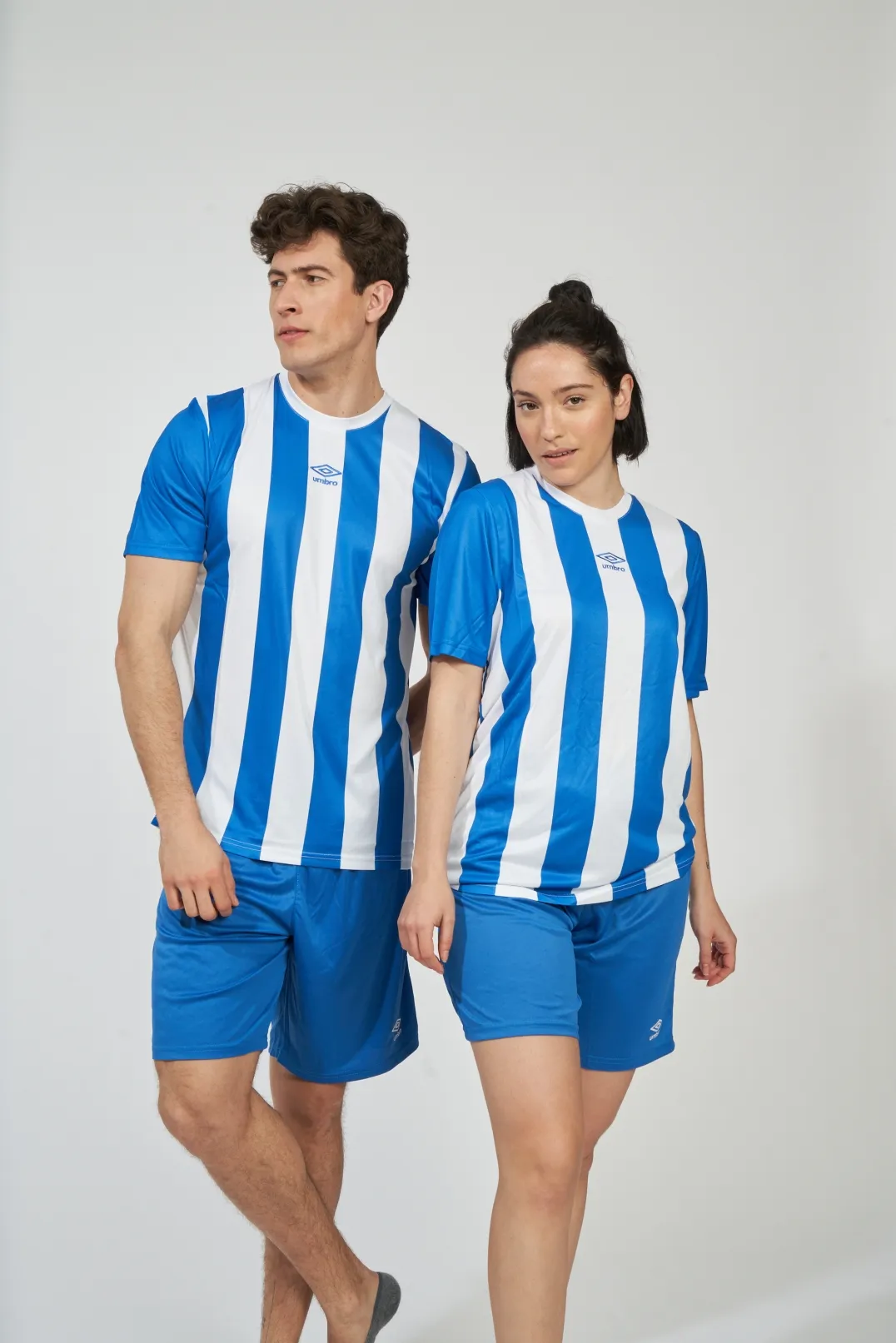Camiseta Umbro Brave Blue / White