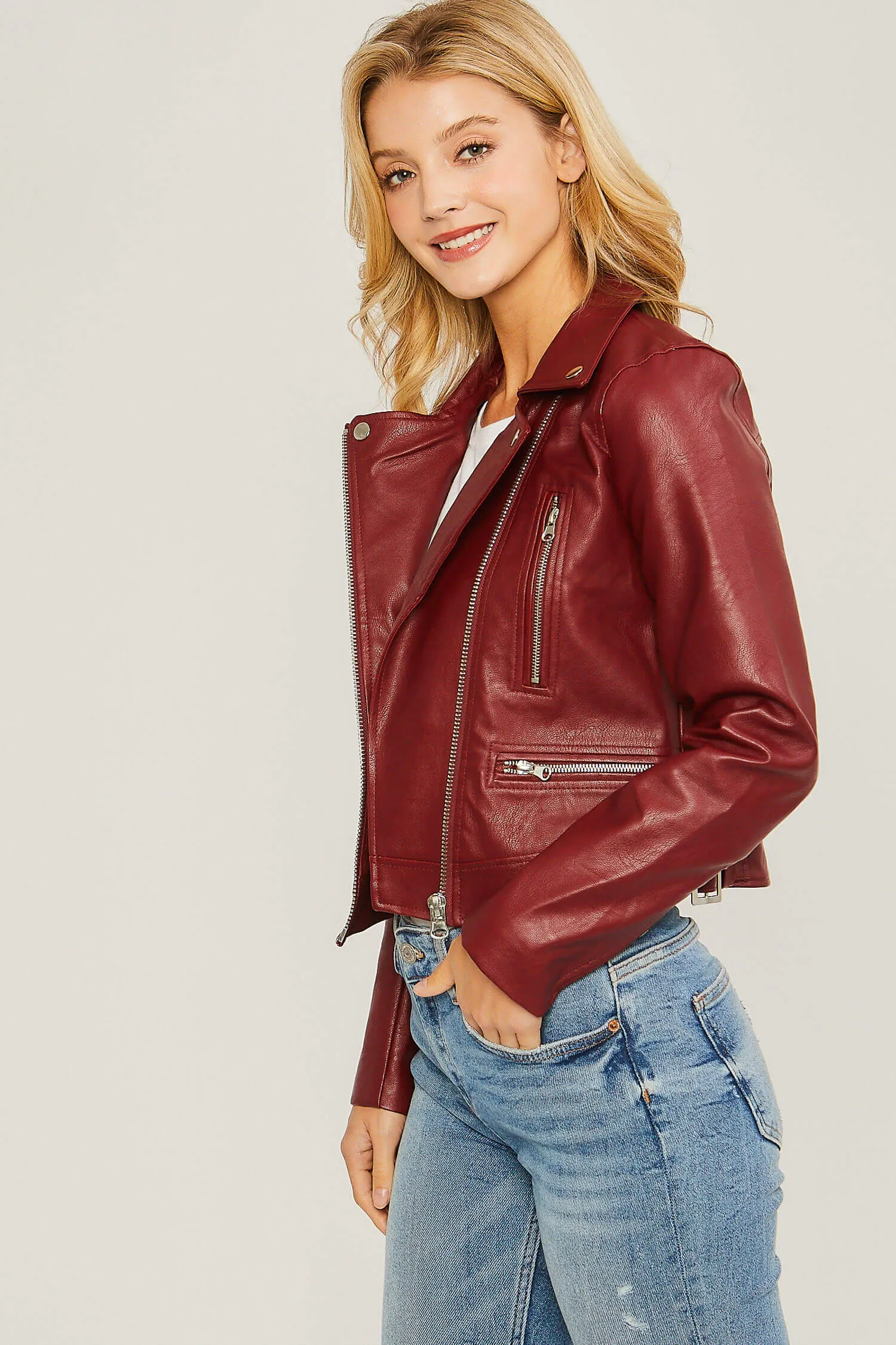 Chaqueta tipo Moto Jacket imitación piel