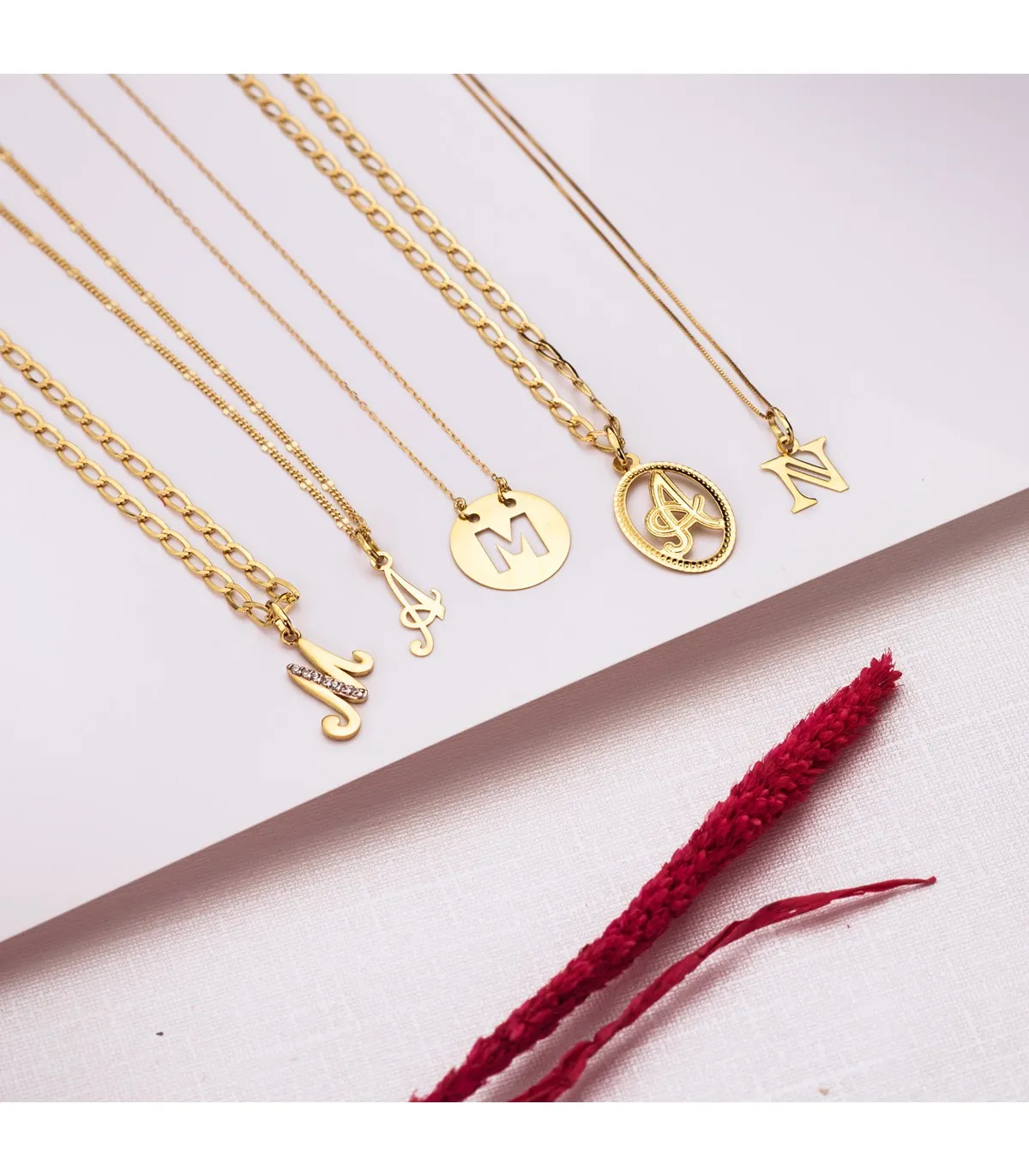 Collar letra I inicial oro amarillo 18k 42cm