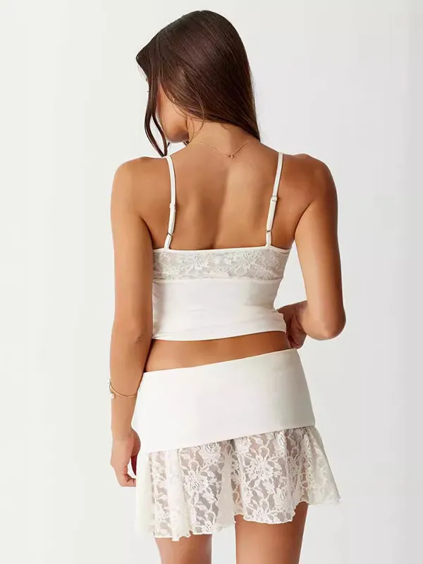 Conjunto de dos piezas con liguero pequeño de encaje de malla