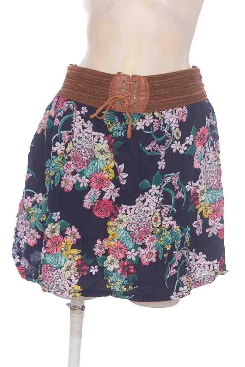 FALDA COLOR ESTAMPADO  CLOSEANDO