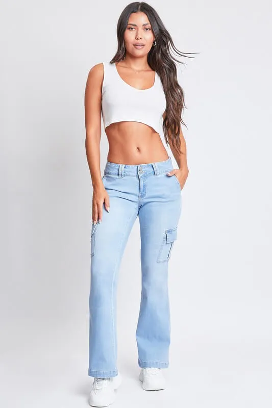 Jeans talle bajo acampanado tipo cargo YMI