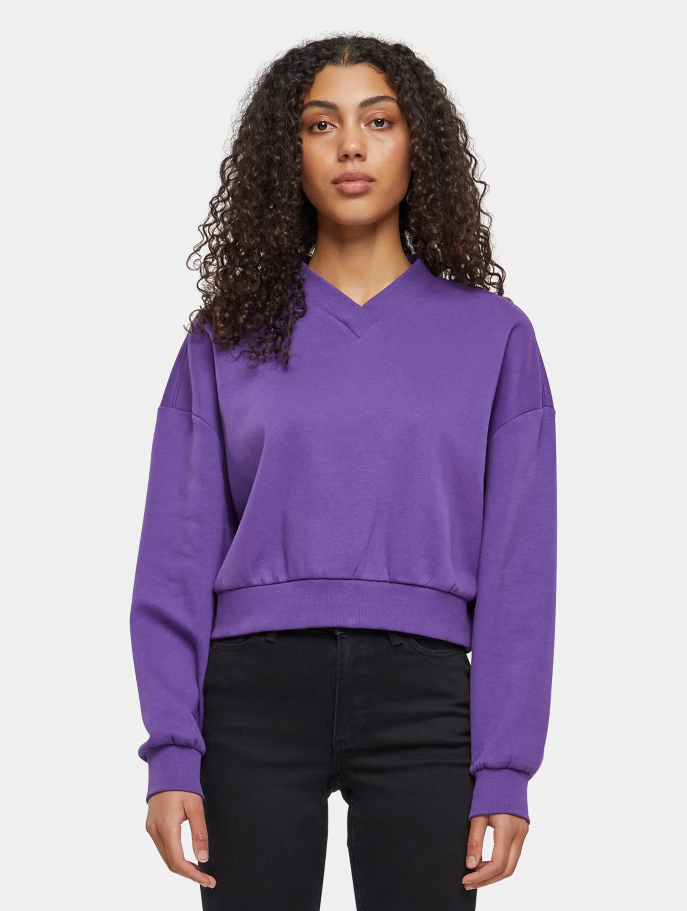 LADIES CROPPED VNECK
