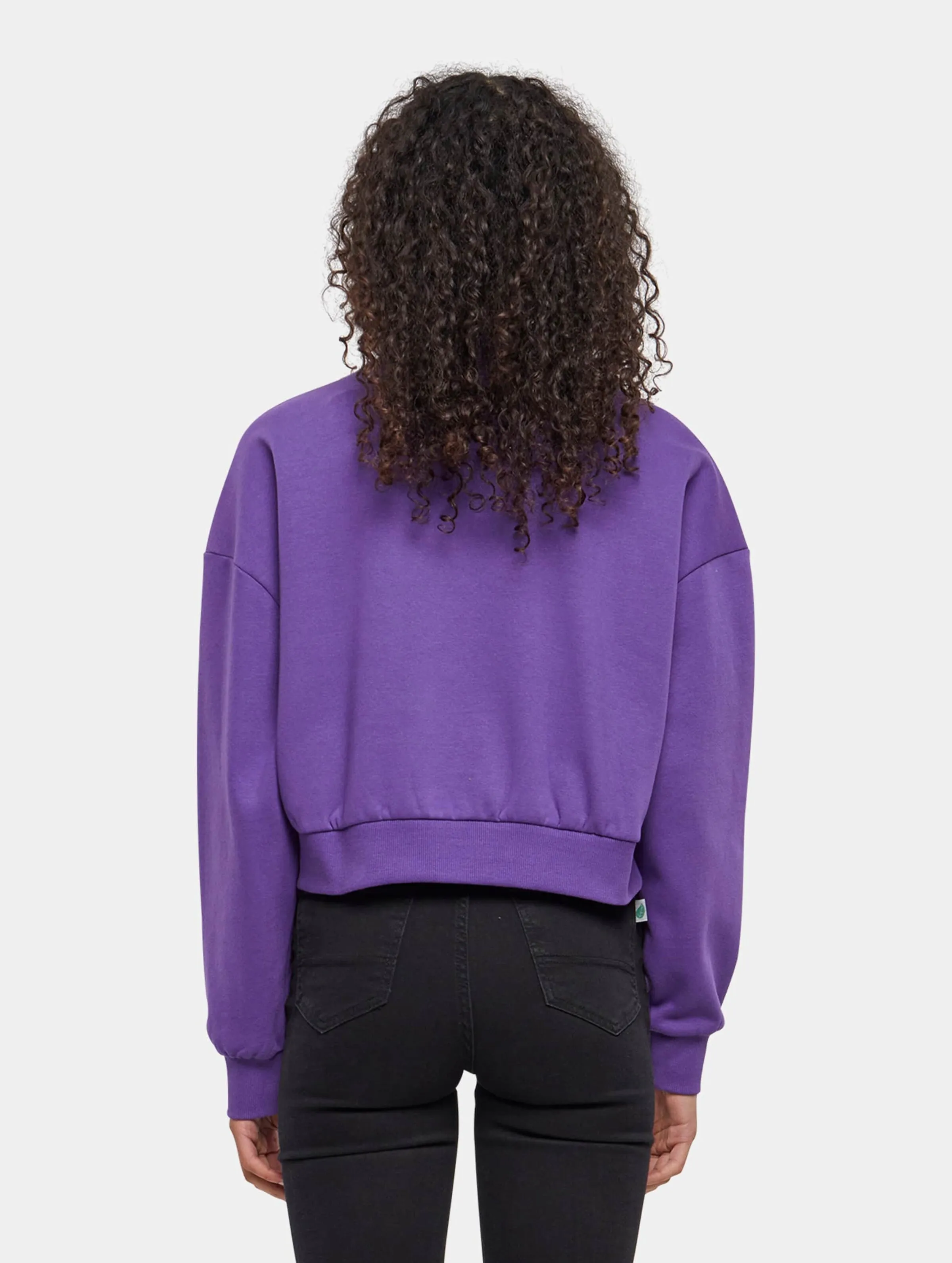 LADIES CROPPED VNECK