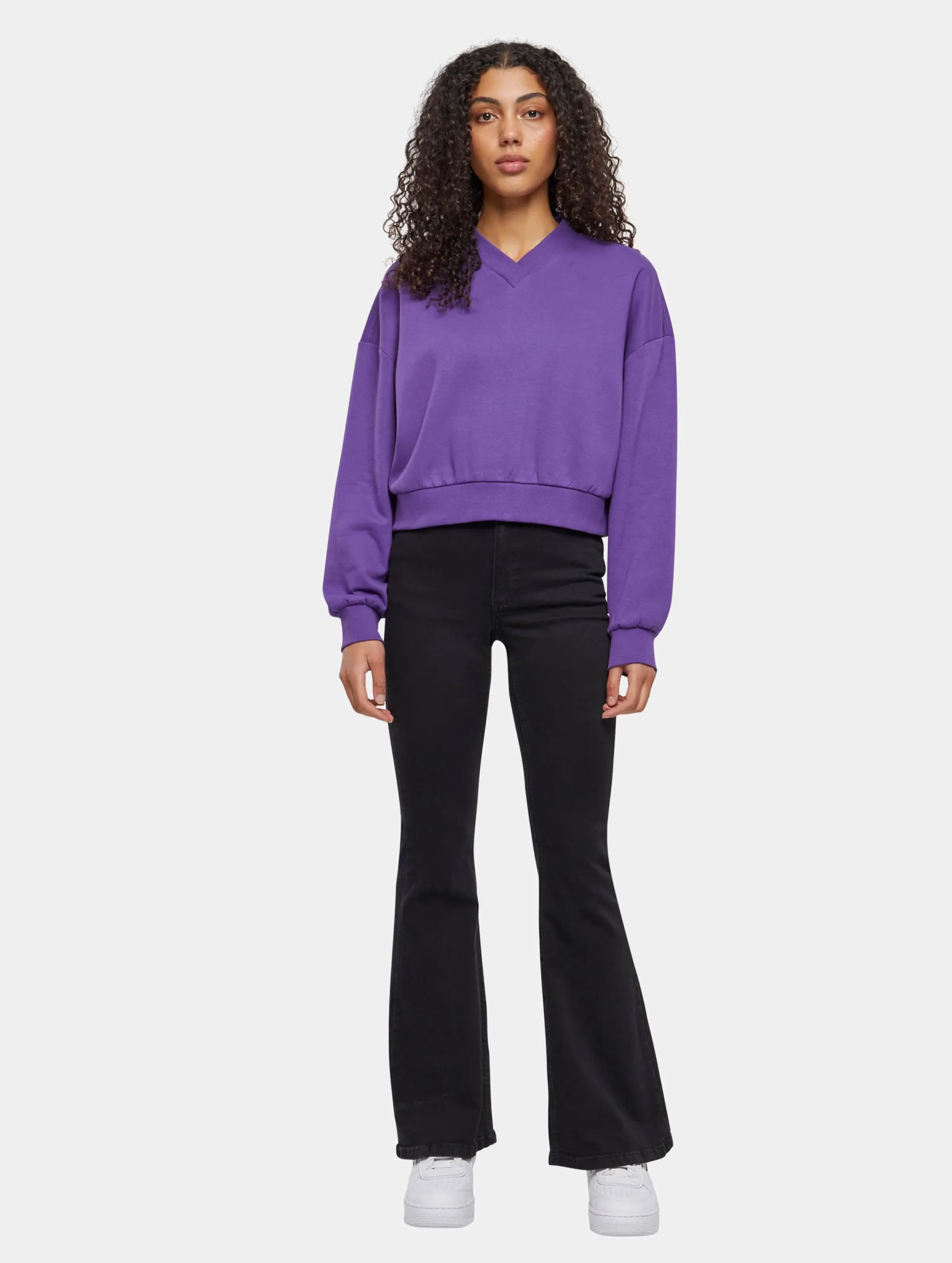 LADIES CROPPED VNECK