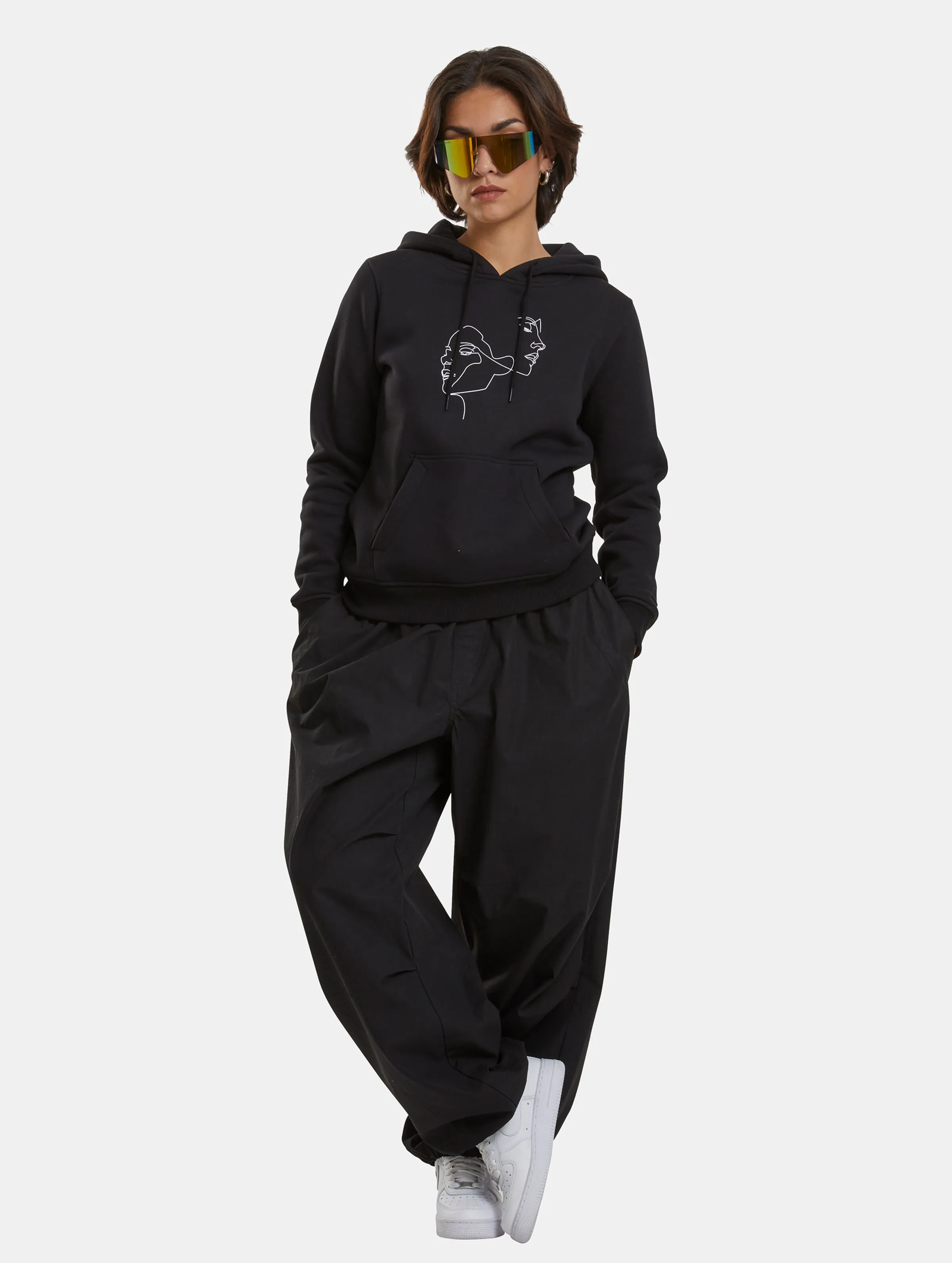 Ladies One Line Fit