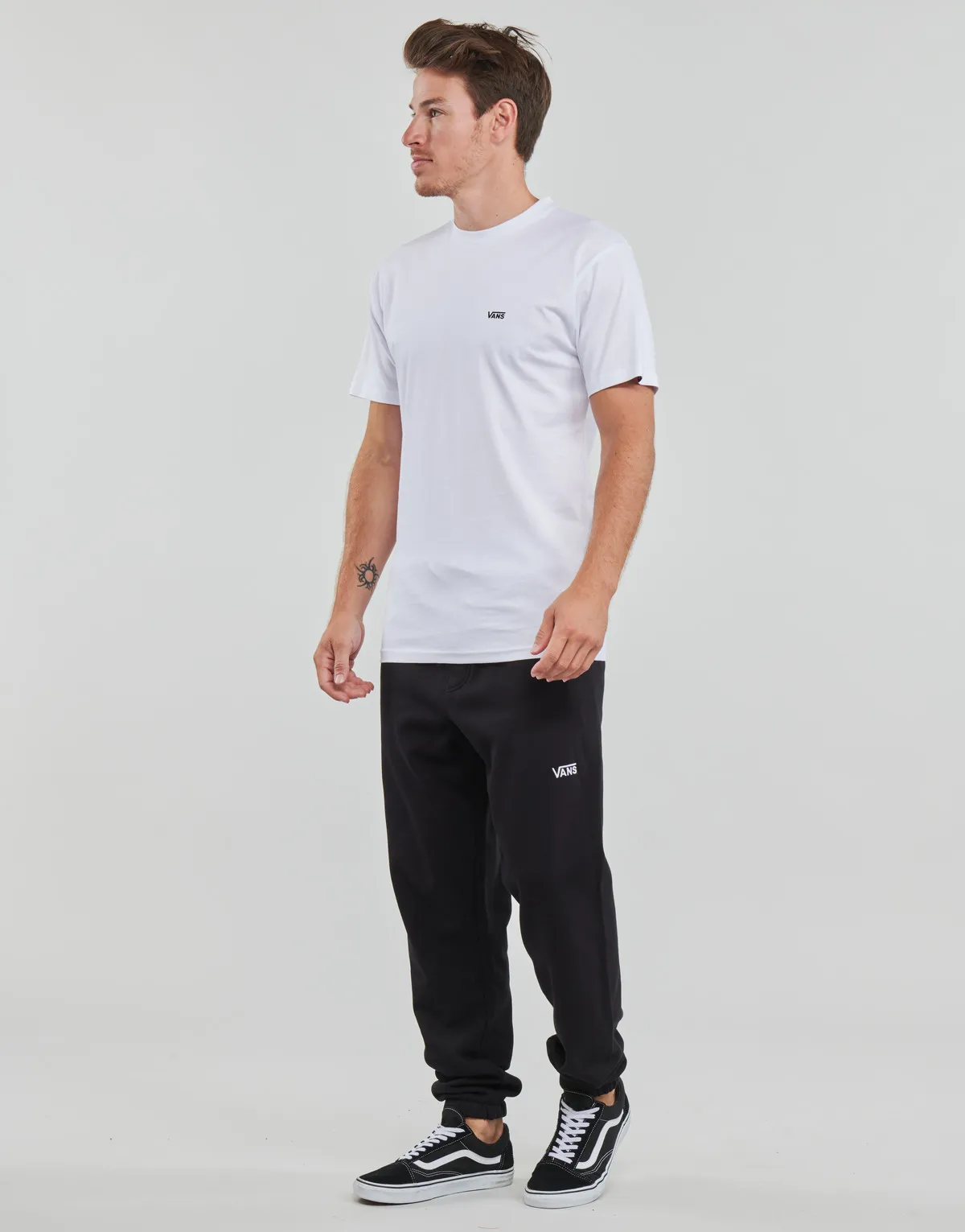 LEFT CHEST LOGO TEE