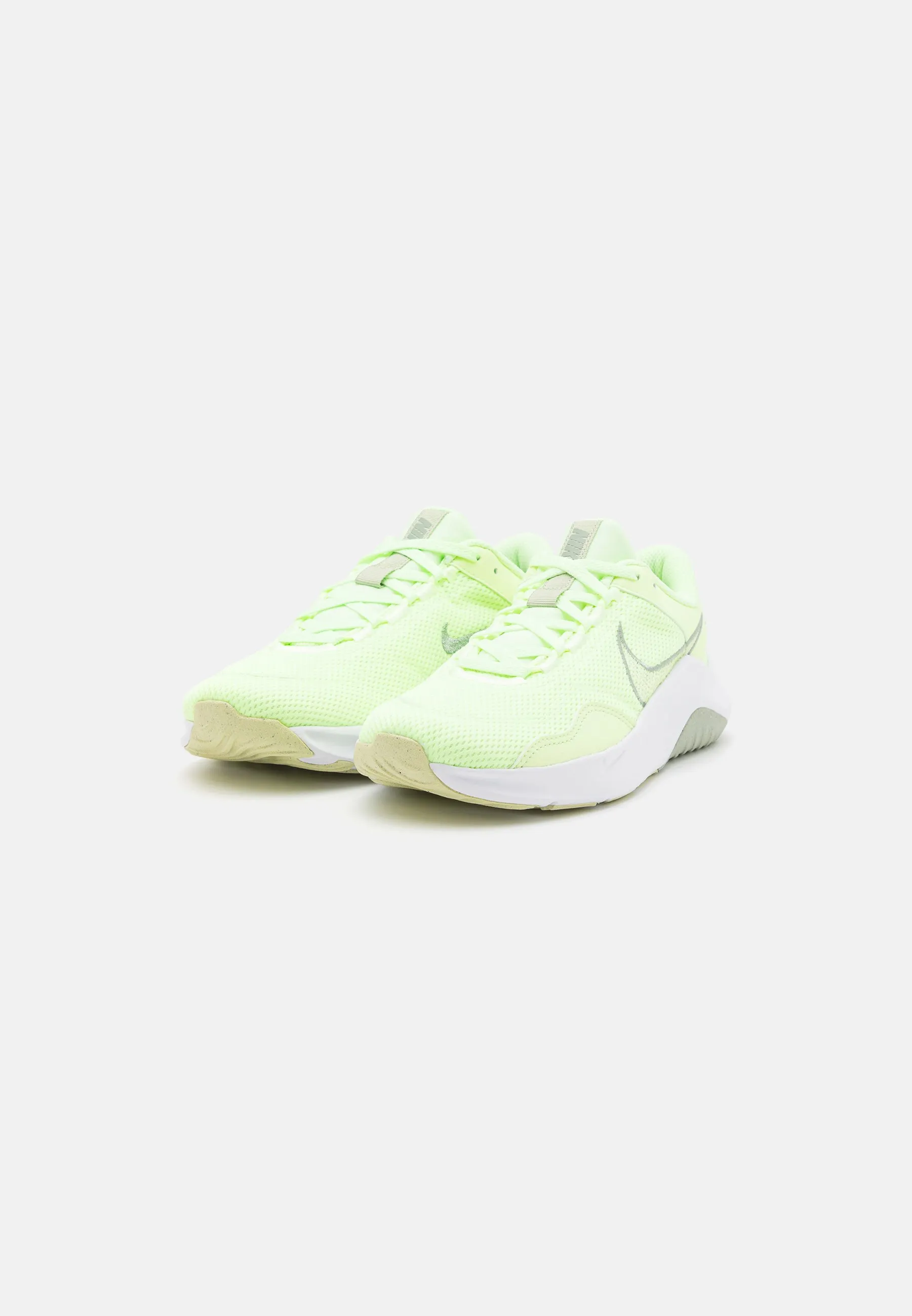 LEGEND ESSENTIAL 3  ZAPATILLAS DE ENTRENAMIENTO