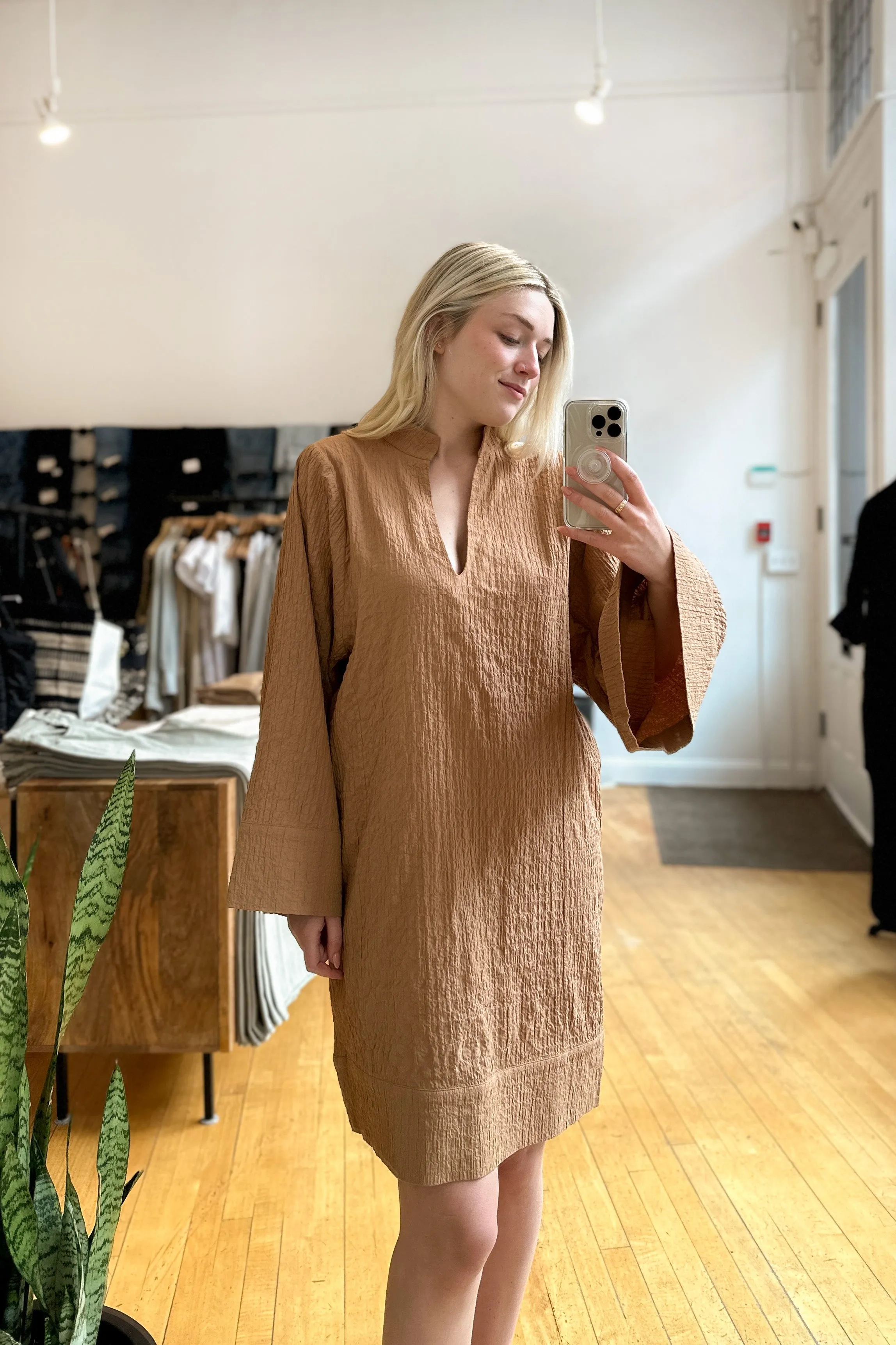 Lomalia Dress in Tobacco Brown