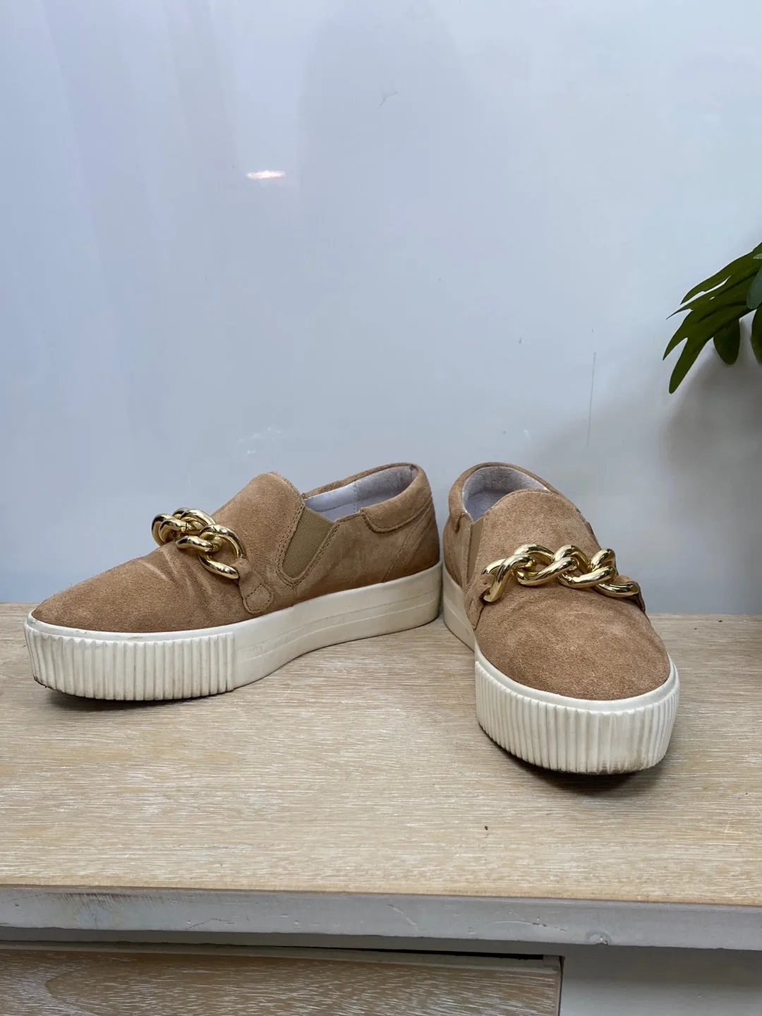 MarketALPE.Mocasín plataforma T.36