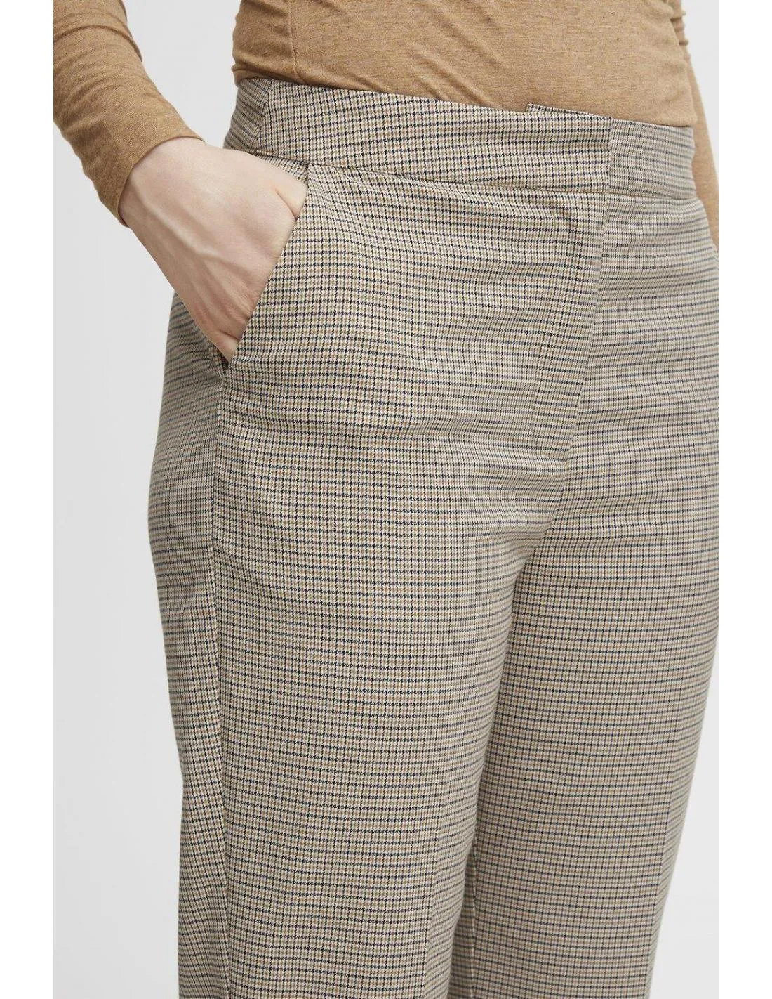 PANTALÓN ACAMPANADO B.YOUNG DALISE