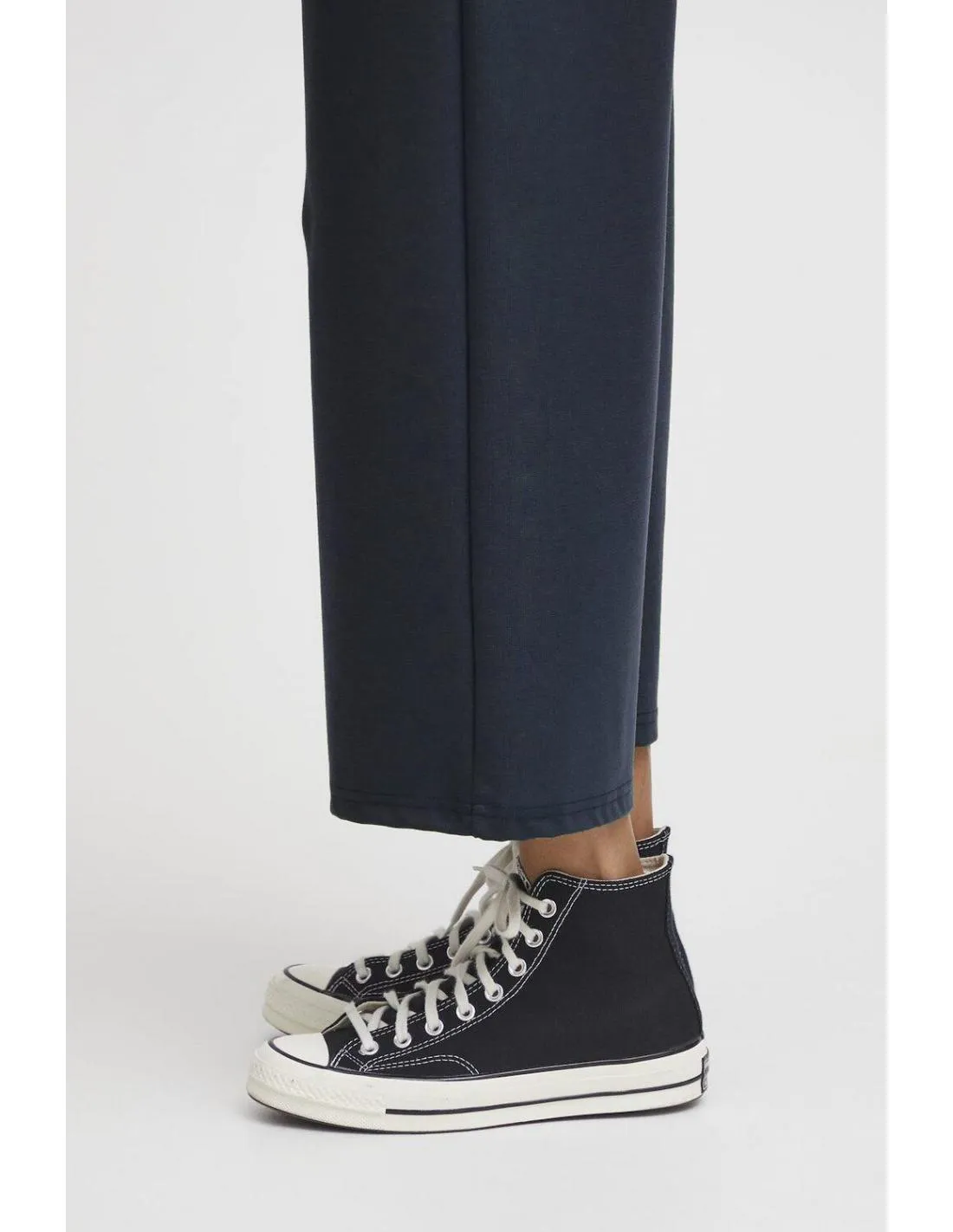 PANTALÓN HOLGADO AZUL MARINO ICHI KATE