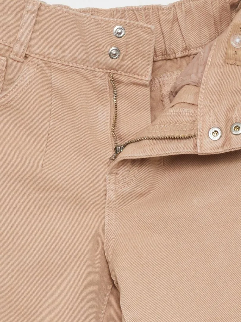 PANTALóN VAQUERO ABULLONADO  BEIGE