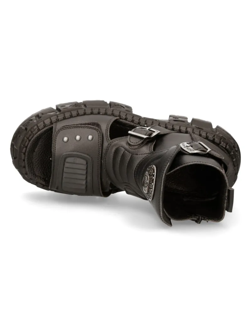 Sandalia abierta con plataforma tank de newrock
