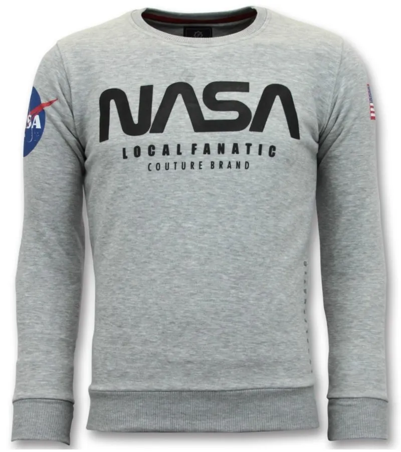 SUDADERA DE HOMBRE  NASA AMERICAN  GRIS