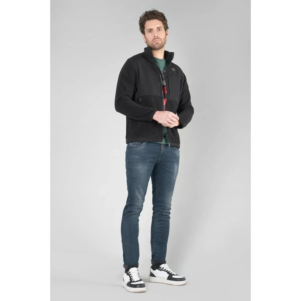 Sudadera y camisa DRAKE