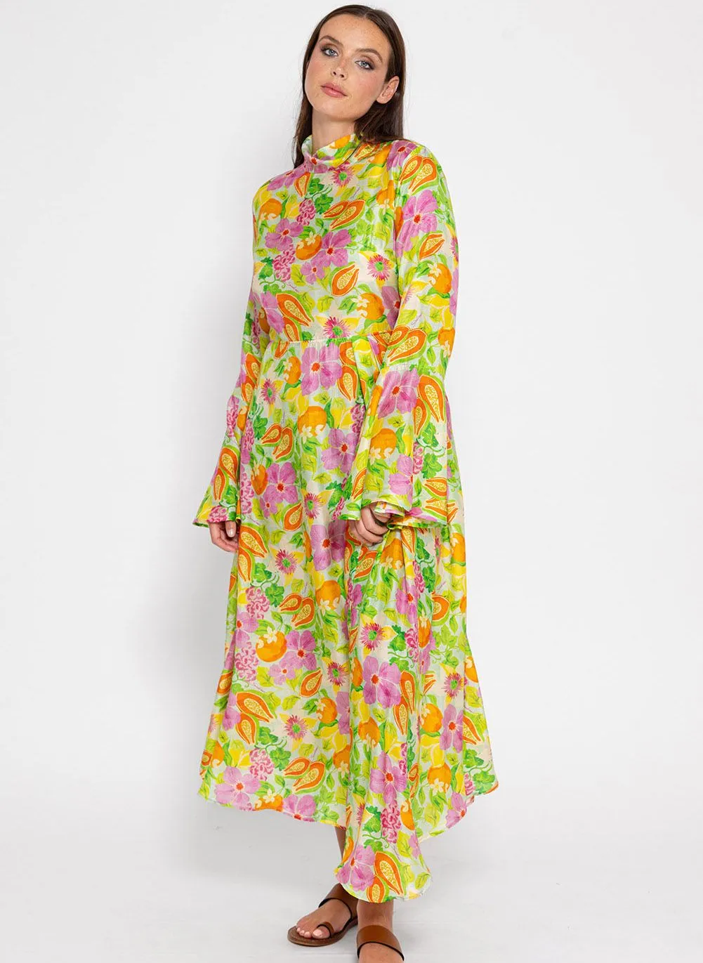 SUNDRESS FLEUR  VESTIDO LARGO ESTAMPADO CON CINTAS ANUDABLES EN MULTICOLOR