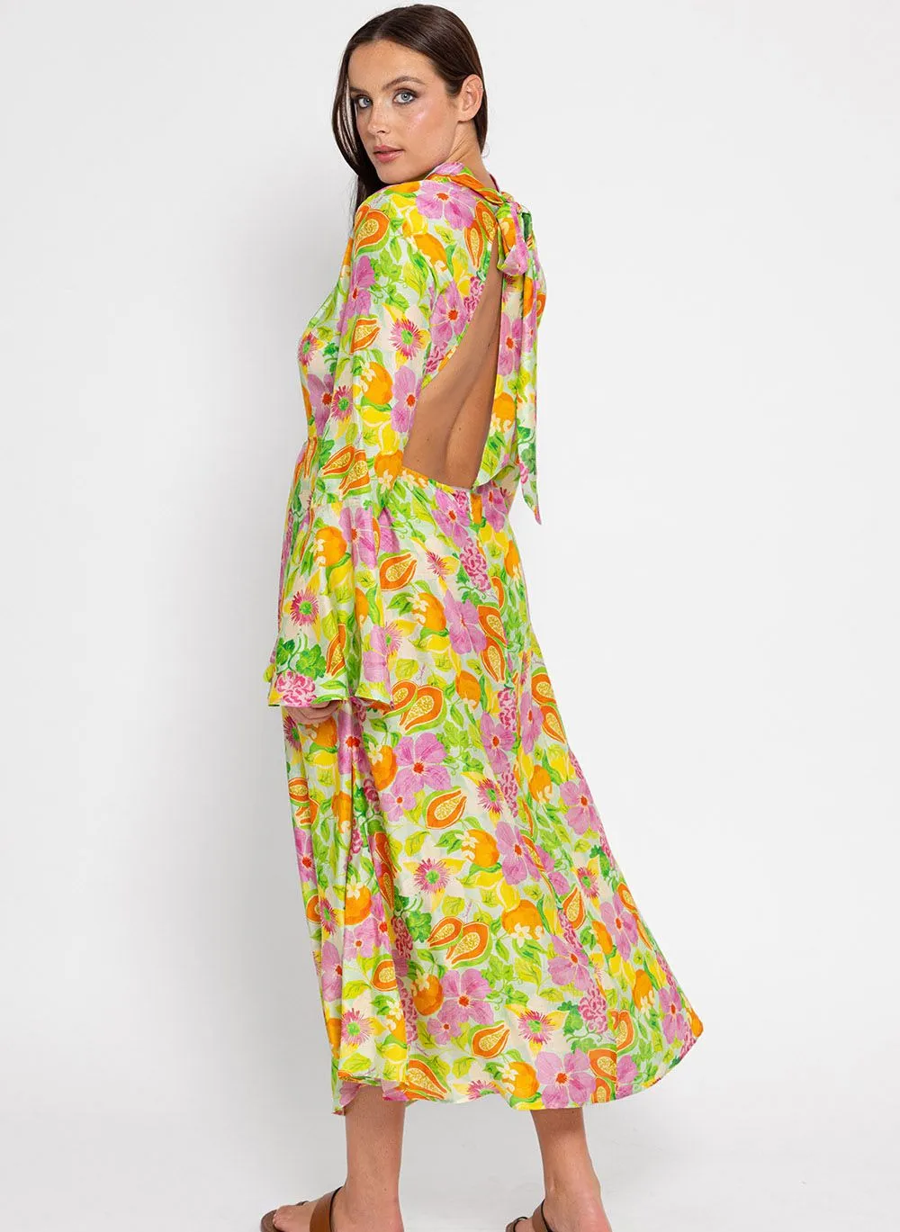 SUNDRESS FLEUR  VESTIDO LARGO ESTAMPADO CON CINTAS ANUDABLES EN MULTICOLOR