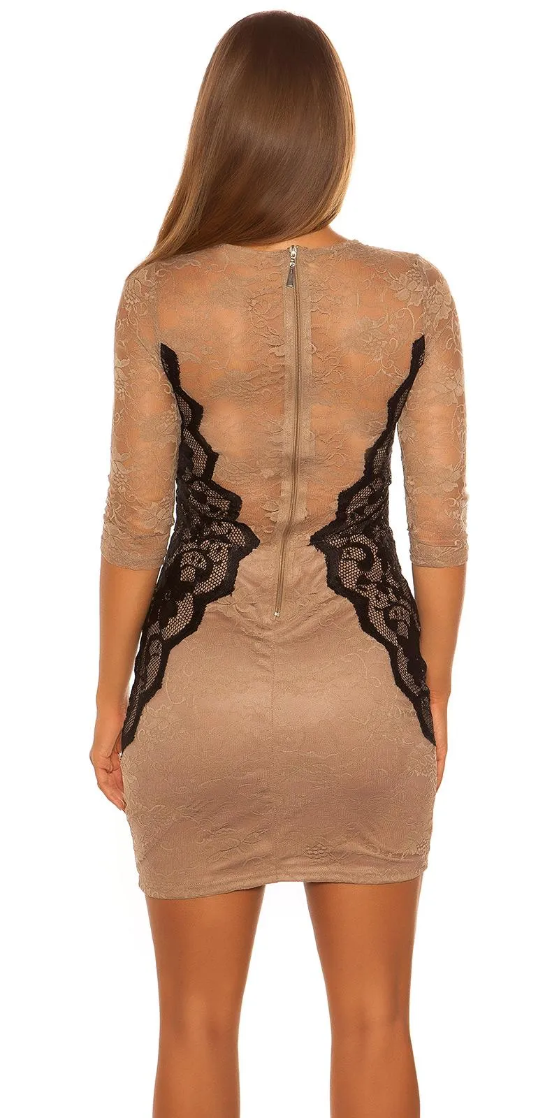 Vestido corto de encaje capuchino