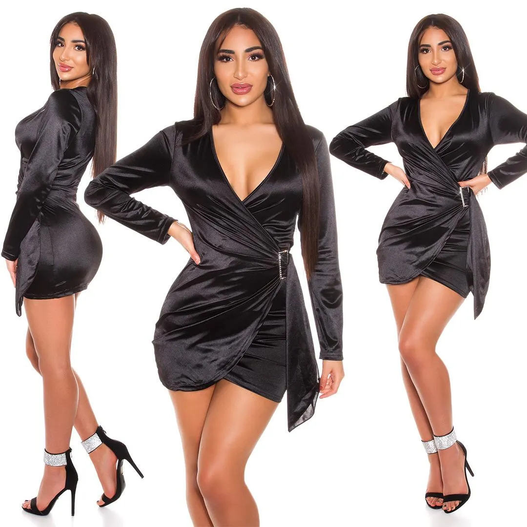 Vestido de fiesta cuello en V negro