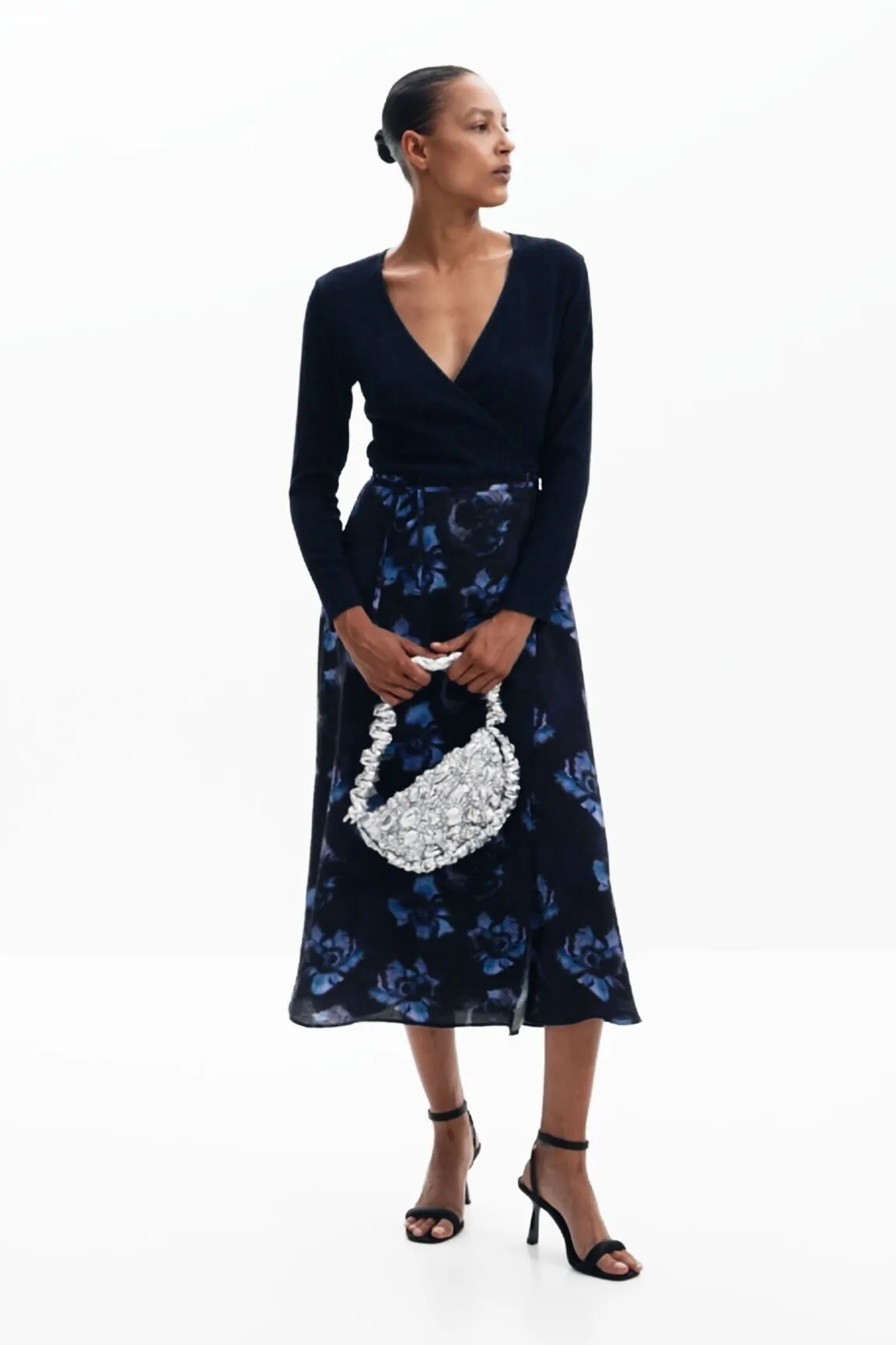Vestido midi combinado