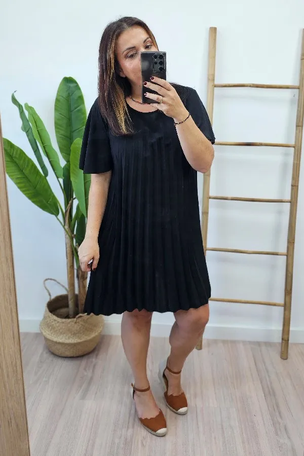Vestido Plisado Negro