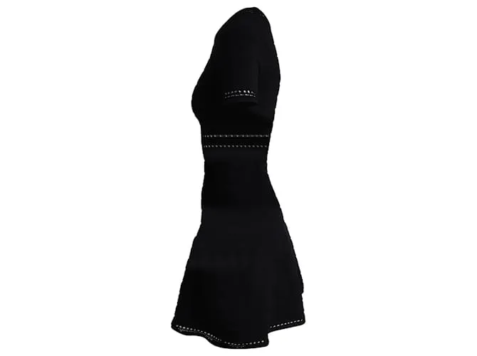 Vestido Sandro con detalle de perforaciones en viscosa negra Negro 